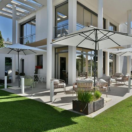 Monte Alta Hotel Salon-de-Provence Bagian luar foto
