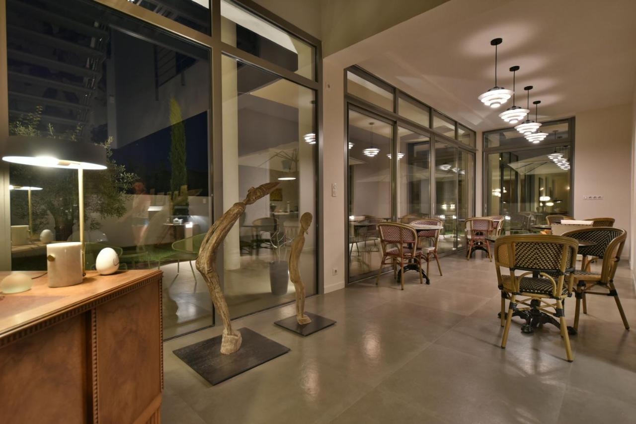 Monte Alta Hotel Salon-de-Provence Bagian luar foto
